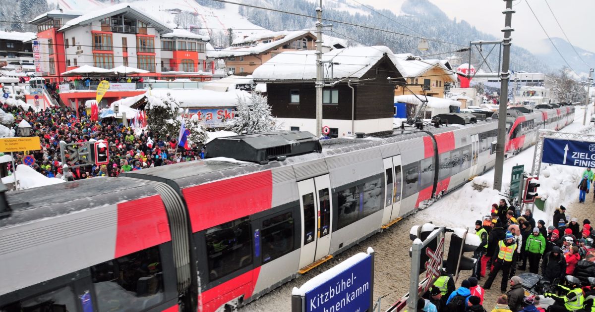 Mit dem „Hahnenkammexpress“ kostenlos zu den Rennen